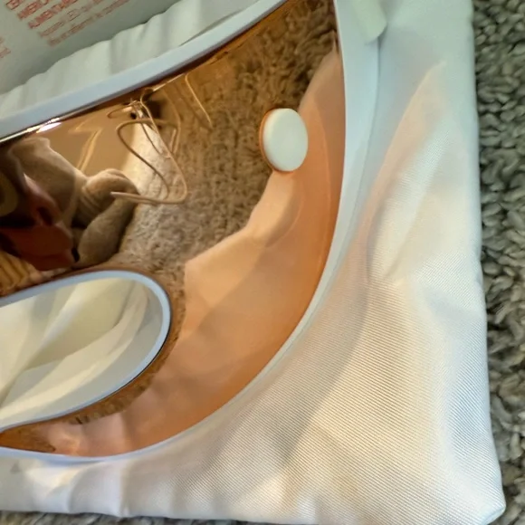 Dr. Dennis Gross Red Light Eye Mask - Picture 5 of 11